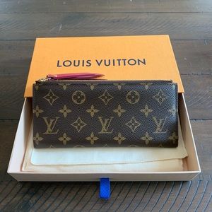 LOUIS VUITTON ADELE WALLET